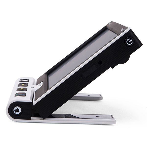 Portable electronic magnifier Clover 7S for visually impaired and AMD